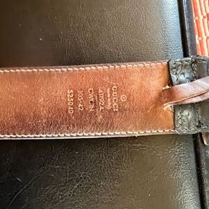 Man, Gucci belt 46 in. Authentic (buckle is NOT)